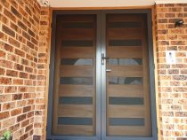 T 316 SECURITY DOOR  NEW PARK 0451 001 060